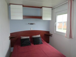 mobil home chambre location 56